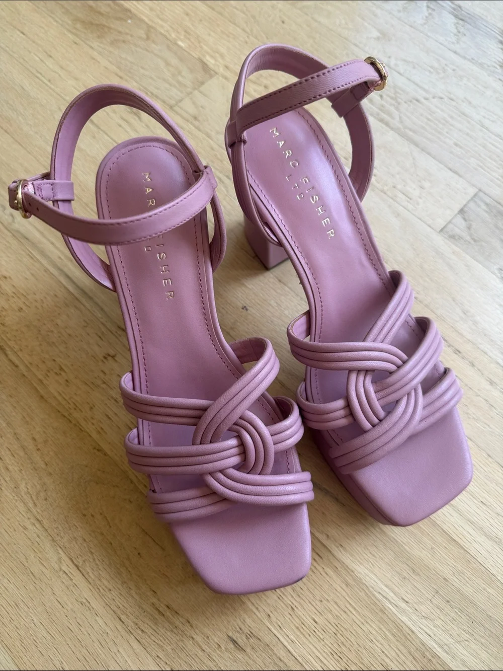 NWOB: Marc Fisher LTD Cairo Pink Platform Sandals, sz. 8.5